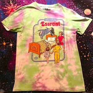 💚👹Let’s Call The Exorcist T-Shirt👹💚